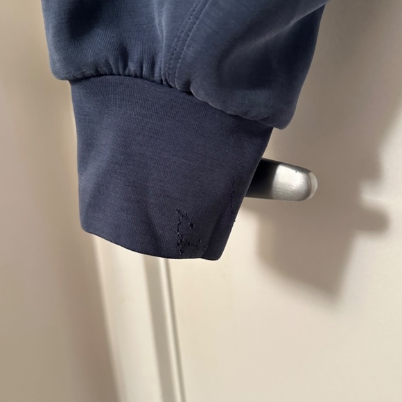 Lululemon Perfectly Oversized Cropped Crew *Softstreme in Mineral Blue - Picture 9 of 9